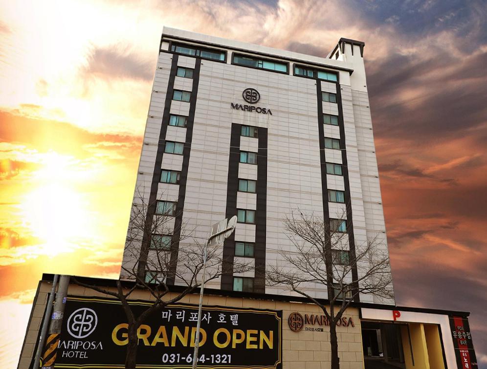 Mariposa Hotel Songtan Pyeongtaek Exterior photo