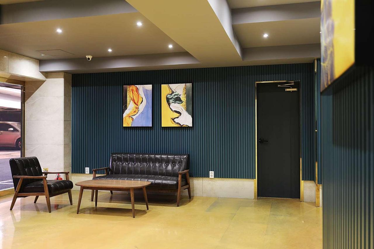 Mariposa Hotel Songtan Pyeongtaek Exterior photo